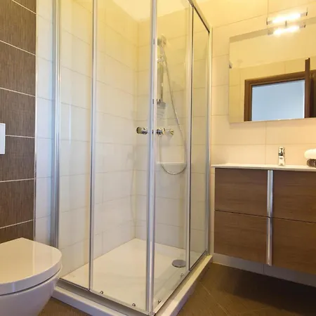 Vakantiehuis In Sveti Kirin With Jacuzzi