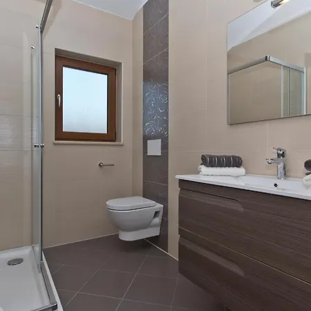 Pet Friendly In Sveti Kirin * Juršići